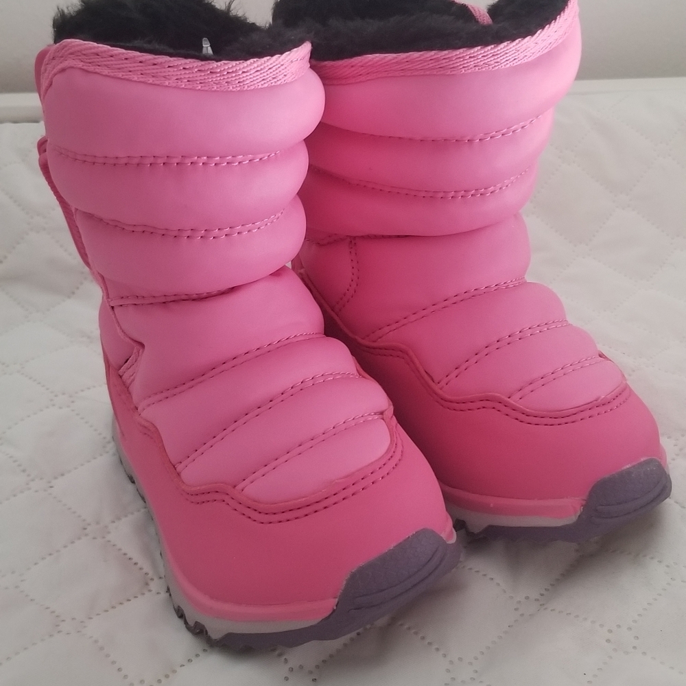 Girls Pink Snow Boots - Size 7
